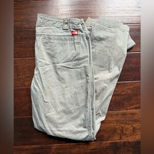 Y2K The North Face Women's Sage Green Roll-Up Convertible Hiking Cargo Pants